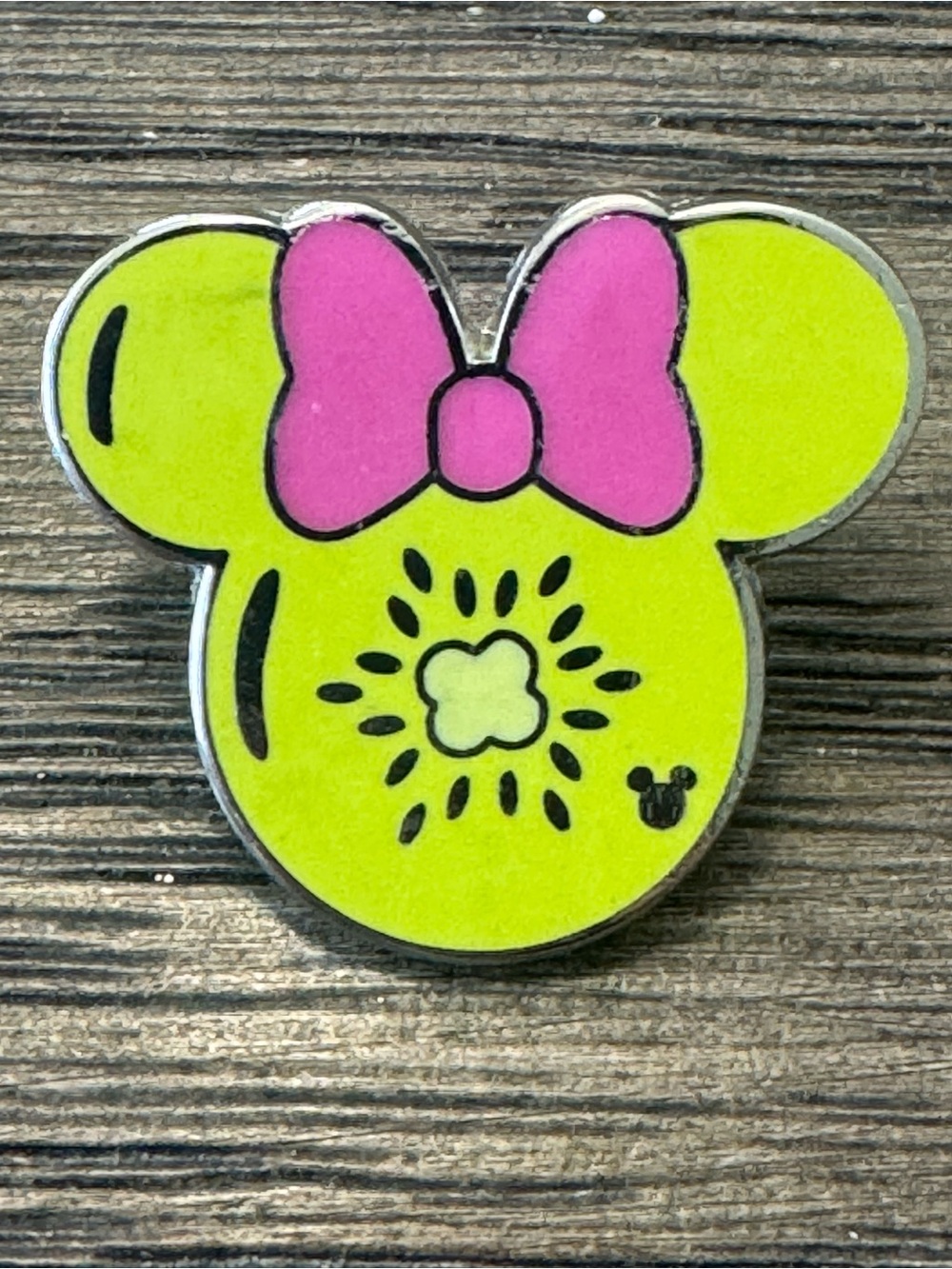 5/$25 Disney Minnie Mouse Kiwi Fruit Icon Pin